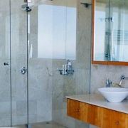 L SHOWER DOOR